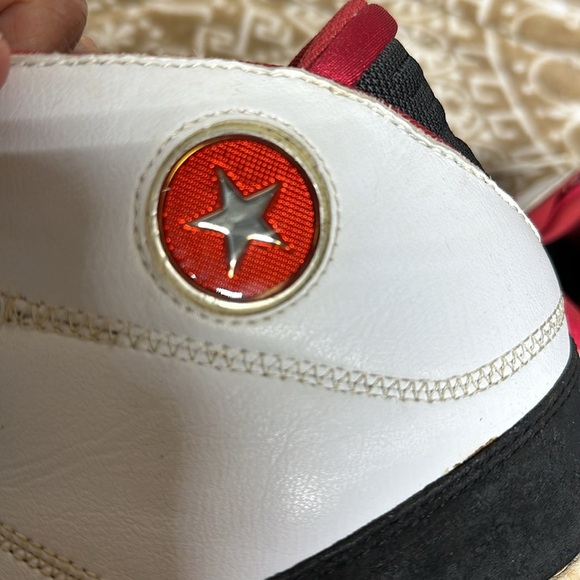 Converse Size 13 Mens  Basketball Shoes Leather White Red used Condition - Picture 9 of 9